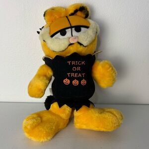 Vintage 1998 Garfield Plush‎ Halloween Cat Toy Yellow & Black Novelty